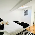 High Standard Flat Lisbon, Memorable Apartment *